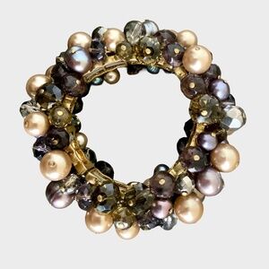 Stella & Dot faux pearl and crystal cluster bracelet